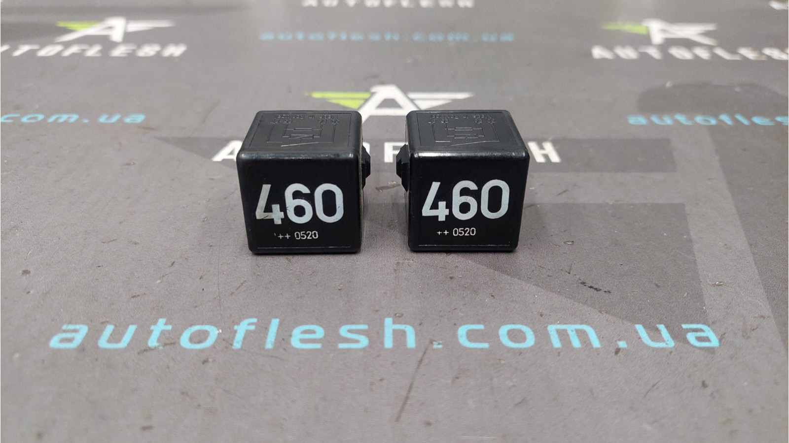 Реле блока управления двигателем 1K0951253A Audi Seat Skoda Volkswagen бу